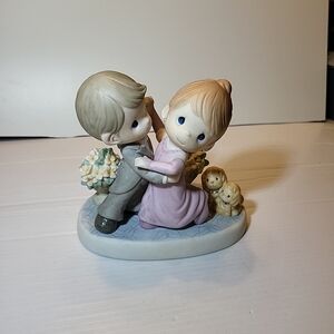 Precious Moments LIGHT ON YOUR FEET AND OH SO SWEET 930029 Limited Edition #217